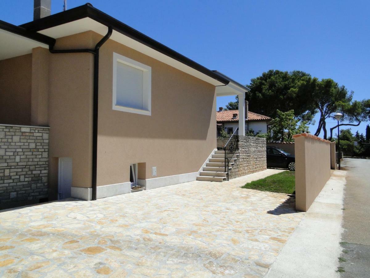 Apartment Pino Umago Exterior foto